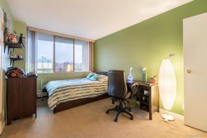 Cheng & Parham Realty Group, Parham Baghaie, Wood Croft