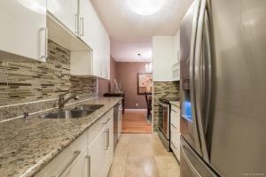 Cheng & Parham Realty Group, Parham Baghaie, Wood Croft