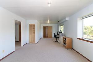 1125 Cecile Drive, Port Moody, Cheng & Parham realty group