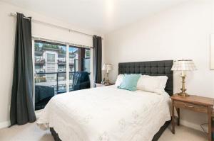 302 1182 W 16th Street, North Vancouver Parham Baghaie Chengparhamrealty