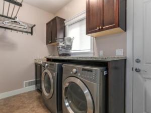 Parham Baghaie Real Estate Advisor North SHore Houses