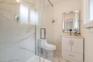 2966 cove s-8