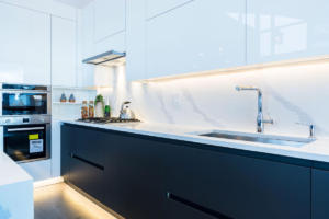 40 Van 1238-SeymourSt-07555