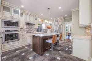 928-Macintosh-Coquitlam-11