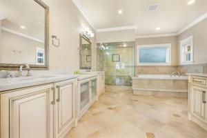 928-Macintosh-Coquitlam-17