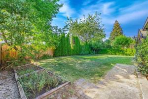 928-Macintosh-Coquitlam-21