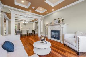 928-Macintosh-Coquitlam-5