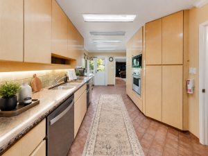 Param-Baghaie-West-Vancouver-6