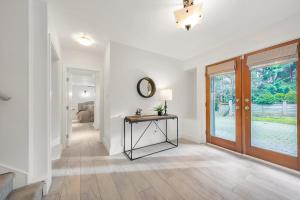 Parham Baghaie West Vancouver caulfield