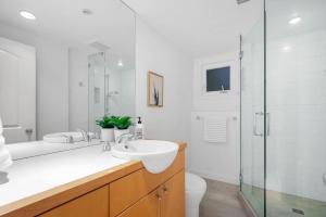 Parham Baghaie West Vancouver caulfield