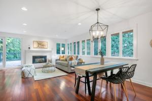 Parham Baghaie West Vancouver caulfield
