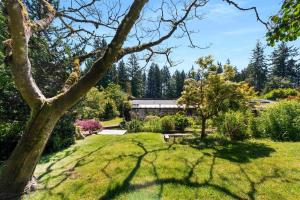 Parham-Baghaie-British-properties-west-vancouver-12