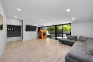 Parham-Baghaie-British-properties-west-vancouver-20