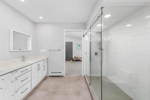Parham-Baghaie-British-properties-west-vancouver-28
