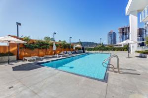 Parham-Baghaie-Burquitlam-1