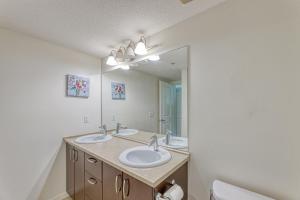 Parham-Baghaie-Coquitlam-46