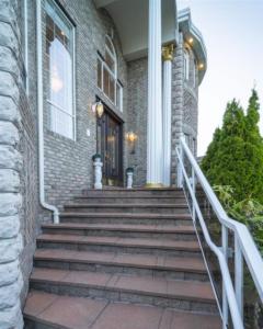Parham-Baghaie-Coquitlam-Luxury-22