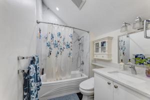 Parham-Baghaie-Coquitlam-townhome-11