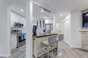 Parham-Baghaie-Coquitlam-townhome-4