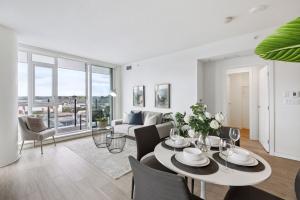 Parham-Baghaie-Hunter-North-Vancouver-20