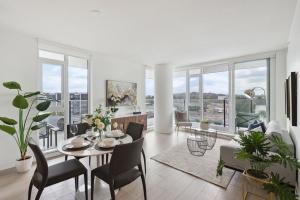 Parham-Baghaie-Hunter-North-Vancouver-25