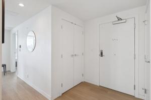 Parham-Baghaie-Hunter-North-Vancouver-26