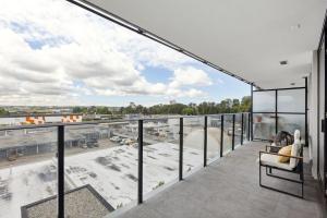 Parham-Baghaie-Hunter-North-Vancouver-8