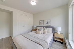 Parham-Baghaie-Lower-Lonsdale-8