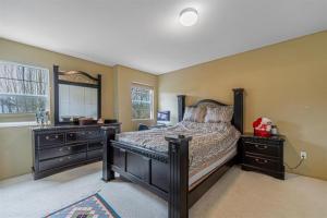 Parham-Baghaie-Maple-Ridge-12