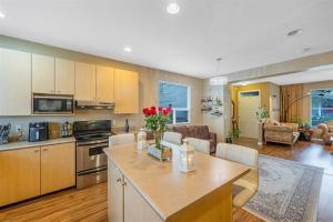 Parham-Baghaie-Maple-Ridge-15