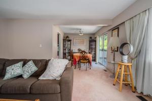 Parham-Baghaie-North-Vancouver-16
