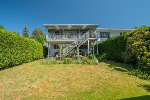 Parham-Baghaie-North-Vancouver-7