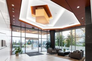 Parham-Baghaie-North-Vancouver-Seylynn-25