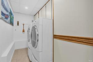 Parham-Baghaie-Port-Coquitlam-11 (1) (1) (1)