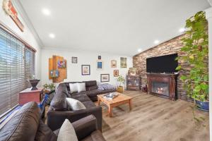 Parham-Baghaie-Port-Coquitlam-lincoln-park-9