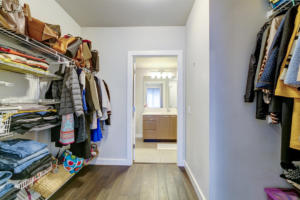 Parham-Baghaie-Realtor-North-Vancouver-15