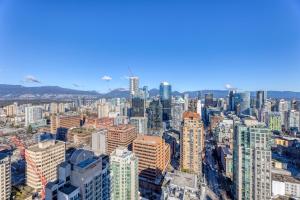 Parham-Baghaie-Tate-vancouver-8 (1)