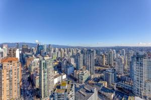 Parham-Baghaie-Tate-vancouver-9 (1)