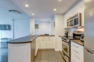Parham-Baghaie-Vancouver-11 (1)