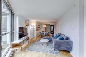 Parham-Baghaie-Vancouver-Downtown-11