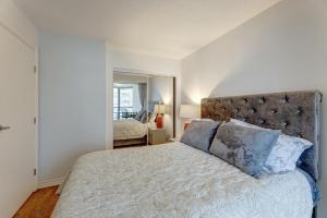 Parham-Baghaie-Vancouver-Downtown-12