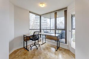 Parham-Baghaie-Vancouver-Downtown-14