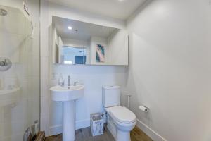 Parham-Baghaie-Vancouver-Downtown-3 (1)