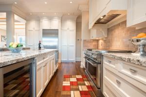 Parham-Baghaie-Vancouver-Luxury-properties-13