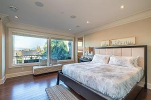 Parham-Baghaie-Vancouver-Luxury-properties-16