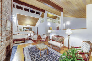 Parham-Baghaie-West-Vancouver-10