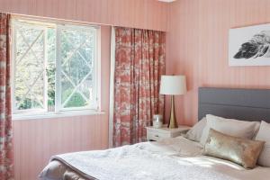Parham-Baghaie-West-Vancouver-16 (1)