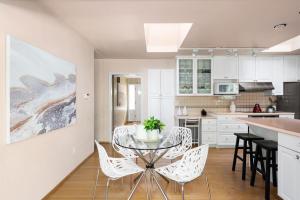 Parham-Baghaie-West-Vancouver-18 (1)