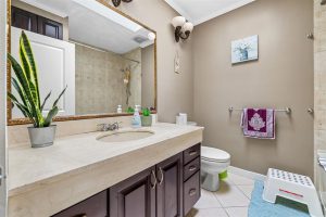 Parham-Baghaie-West-Vancouver-18 (1) (1) (1) (1)