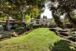 Parham Baghaie West Vancouver